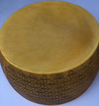 Alternative view of SIR GRANA PADANO KOLUT H-23,D-44 CM